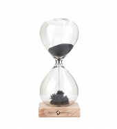 Kikkerland Magnetic Hourglass