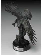 Diving Eagle 17-1/2"