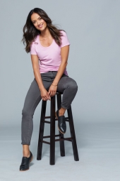 District ® Women’s Flex Scoop Neck Tee