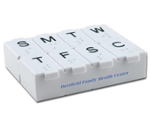 7 Day Pillbox w/Metal Pill Splitter